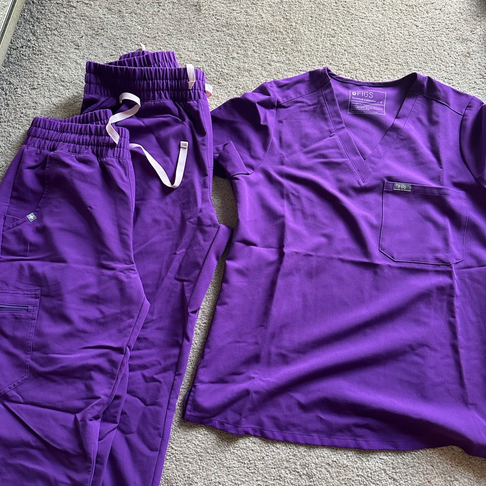 Figs Vibrant Purple Scrub Top & Drawstring Pants 3 piece set